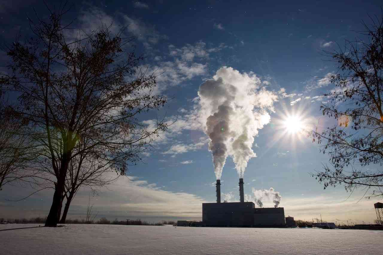 Canadians' actions on fossil fuels shape future