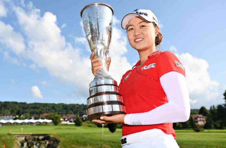 Teenage Australian Minjee Lee becomes first Asian to qualify for LPGA season
